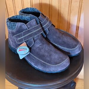 Propet Men's Dark Brown Boots with Velcro Strap Size 11